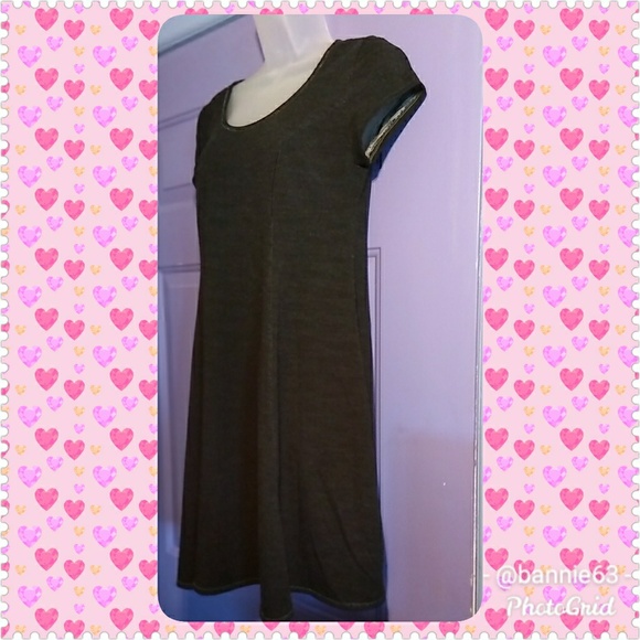 NWT MAX STUDIO WEEKEND BLK S/S SWING DRESS-SIZE XS - Picture 2 of 5